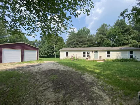 6317 E 76th, Newaygo, MI 49337