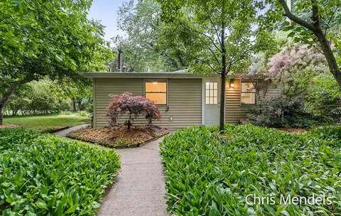 504 Colfax, Grand Haven, MI 49417