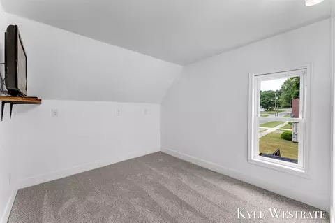 204 Ellis, Belding, MI 48809 photo 28