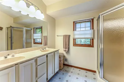 2912 Robal, Saline, MI 48176 photo 38