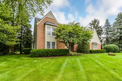 2912 Robal, Saline, MI 48176 photo 2