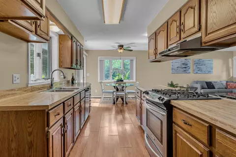 5951 Riverside, Jackson, MI 49201 photo 9