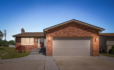 25950 Lehner, Roseville, MI 48066