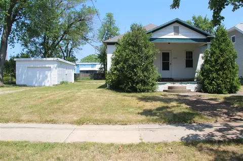2032 Plainfield, Norton Shores, MI 49441