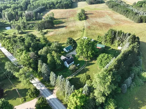 4771 W Church, Six Lakes, MI 48886