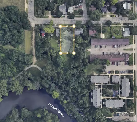 310 South, Ypsilanti, MI 48198