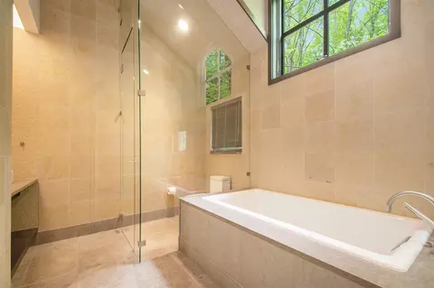 Bath - 7085 Youngren, Three Oaks, MI 49128 photo 6 of 12