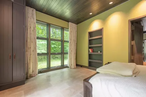 Bedroom - 7085 Youngren, Three Oaks, MI 49128 photo 3 of 8