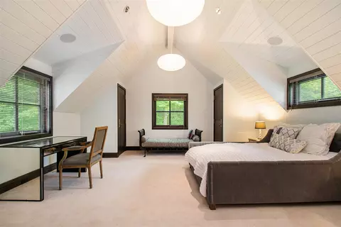 Bedroom - 7085 Youngren, Three Oaks, MI 49128 photo 8 of 8