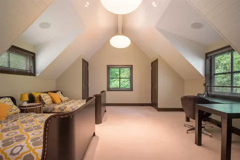 Bedroom - 7085 Youngren, Three Oaks, MI 49128 photo 6 of 8
