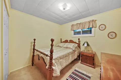 Bedroom - 5815 Jordan, Jackson, MI 49201 photo 1 of 3