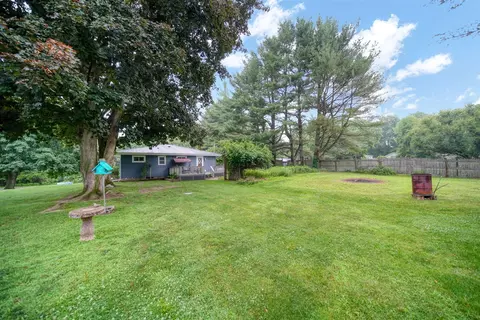 Exterior - 5815 Jordan, Jackson, MI 49201 photo 5 of 7