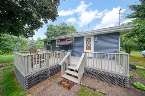 Exterior - 5815 Jordan, Jackson, MI 49201 photo 2 of 7