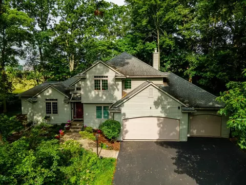 4535 W Loch Alpine, Ann Arbor, MI 48103