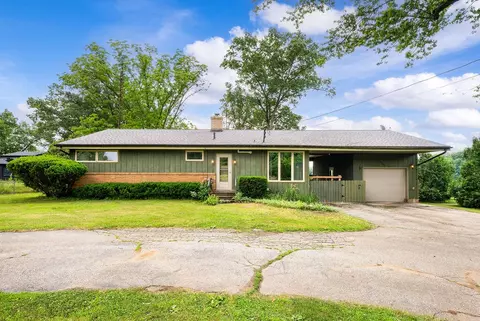 10353 S Chapin, Berrien Springs, MI 49103