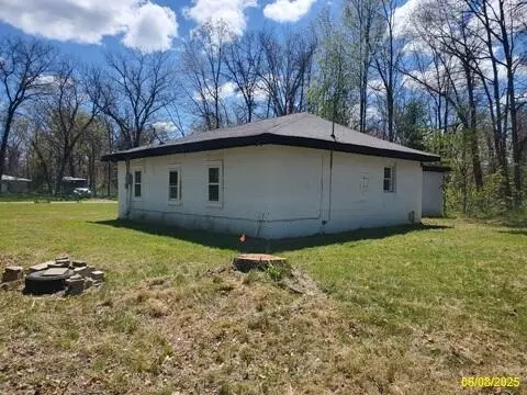 Exterior - 7215 S Kidd, Baldwin, MI 49304 photo 2 of 2