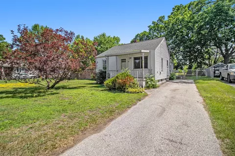 810 N James, Ludington, MI 49431