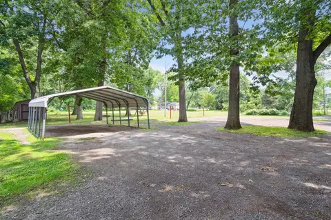 5500 Hague, Jackson, MI 49203 photo 11