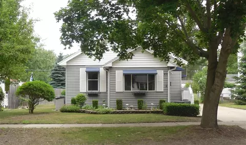 812 N Rath, Ludington, MI 49431
