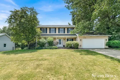 2704 Curticewood, Grand Rapids, MI 49525