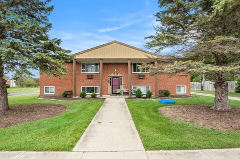 168 Valley Vis, Lowell, MI 49331