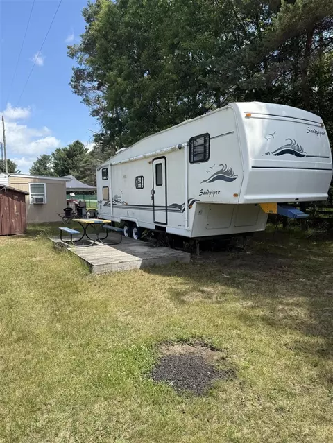 8439 Manitoba, Canadian Lakes, MI 49346