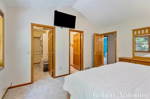 1016 Maple Hl, Ada, MI 49301 photo 25