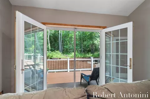 1016 Maple Hl, Ada, MI 49301 photo 4