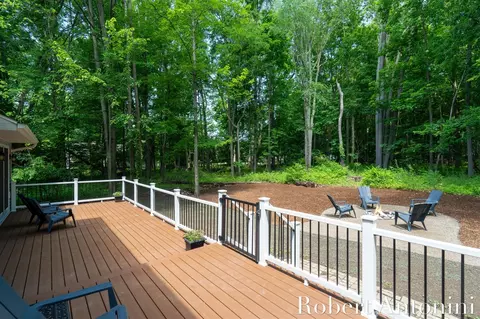 1016 Maple Hl, Ada, MI 49301 photo 39