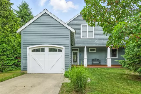 10 Pond, New Buffalo, MI 49117