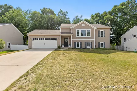 5827 Buchanan, Grand Rapids, MI 49548