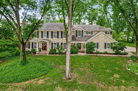 5093 Chickadee, Kalamazoo, MI 49009