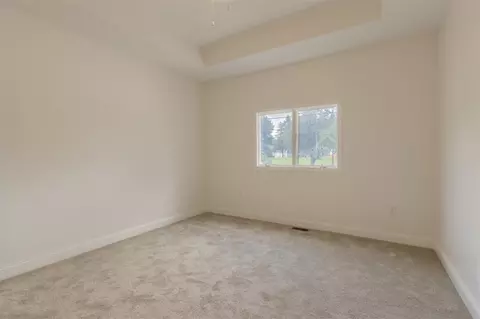 Bedroom - 323 E Arlington, Bangor, MI 49013 photo 5 of 6