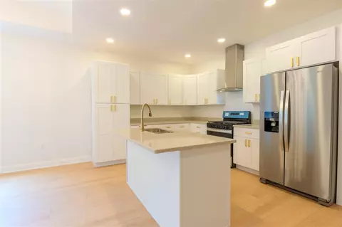 Kitchen - 323 E Arlington, Bangor, MI 49013 photo 1 of 3