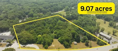 5363 Red Arrow, Stevensville, MI 49127