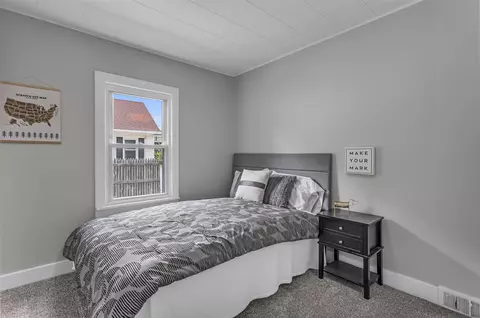 Bedroom - 513 E Bird, Jackson, MI 49203 photo 3 of 6