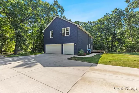 3268 Michele, Hamilton, MI 49419 photo 4