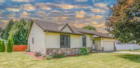 215 W State, Coldwater, MI 49036