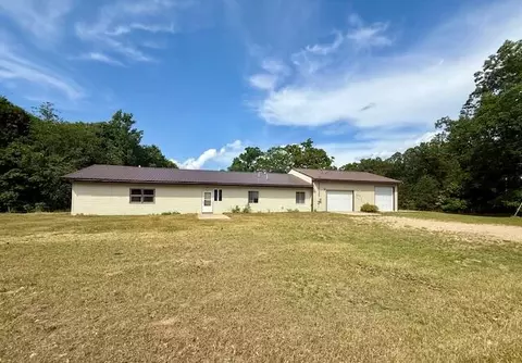 4807 118th, Fennville, MI 49408