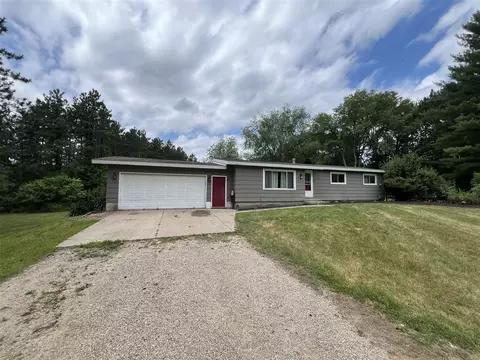 11991 N Division, Sparta, MI 49345
