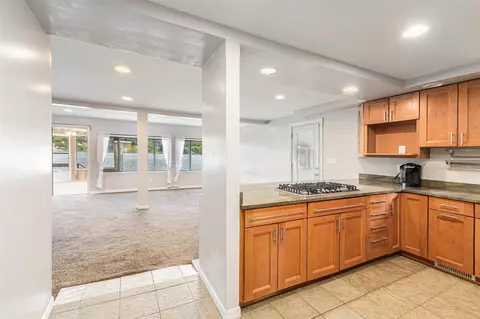 Kitchen - 4093 Donnely, Jackson, MI 49201 photo 3 of 4