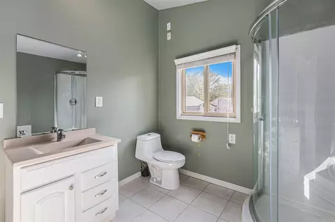 Bath - 4093 Donnely, Jackson, MI 49201 photo 3 of 3