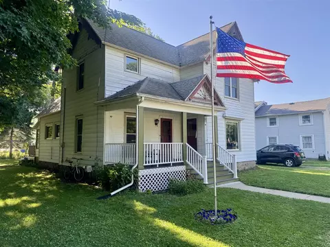 319 N Robinson, Schoolcraft, MI 49087