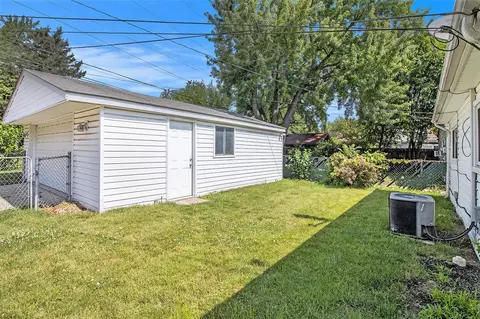 Exterior - 19263 Roger, Melvindale, MI 48122 photo 4 of 5