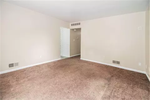 Living - 19263 Roger, Melvindale, MI 48122 photo 2 of 2