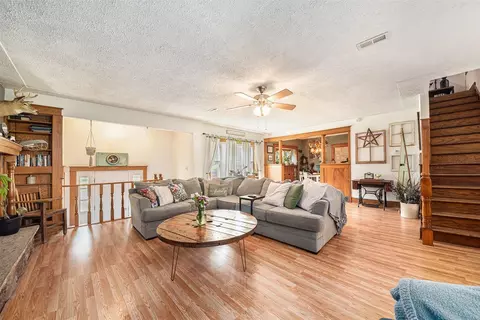 Living - 307 Beech, Freeport, MI 49325 photo 2 of 3