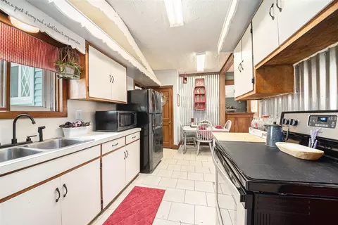 Kitchen - 307 Beech, Freeport, MI 49325 photo 1 of 4