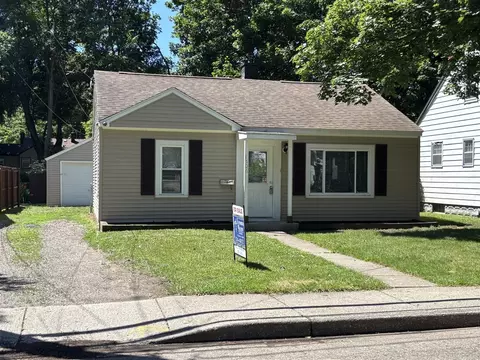 1506 Palmer, Kalamazoo, MI 49001