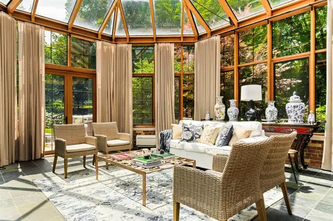 Living - 2010 Devonshire, Ann Arbor, MI 48104 photo 6 of 12