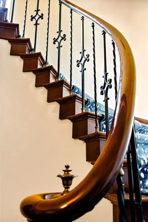Entry Way - 2010 Devonshire, Ann Arbor, MI 48104 photo 4 of 10